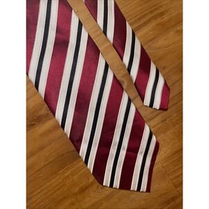 Donald J. Trump Neck Tie Men Red Stripes‎ Signature Presidential Leader Powerful